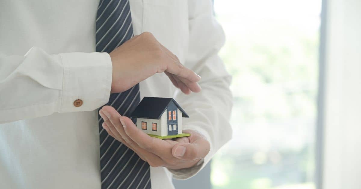 Read more about the article How Does Homeowners Insurance Work?
