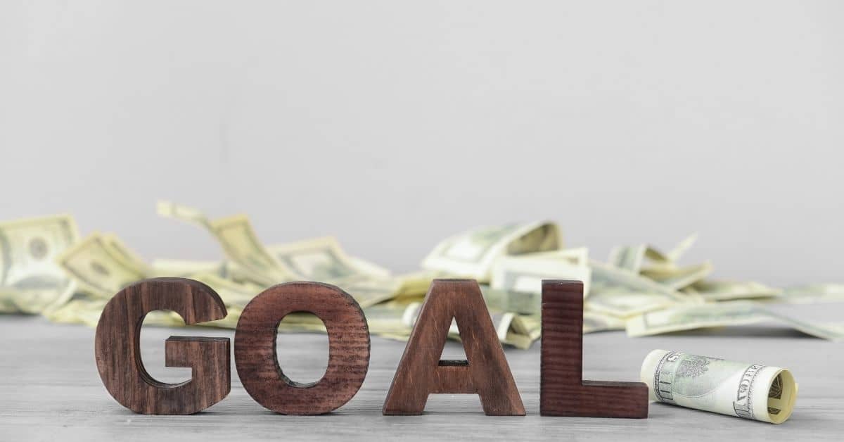 How To Set and Reach Financial Goals